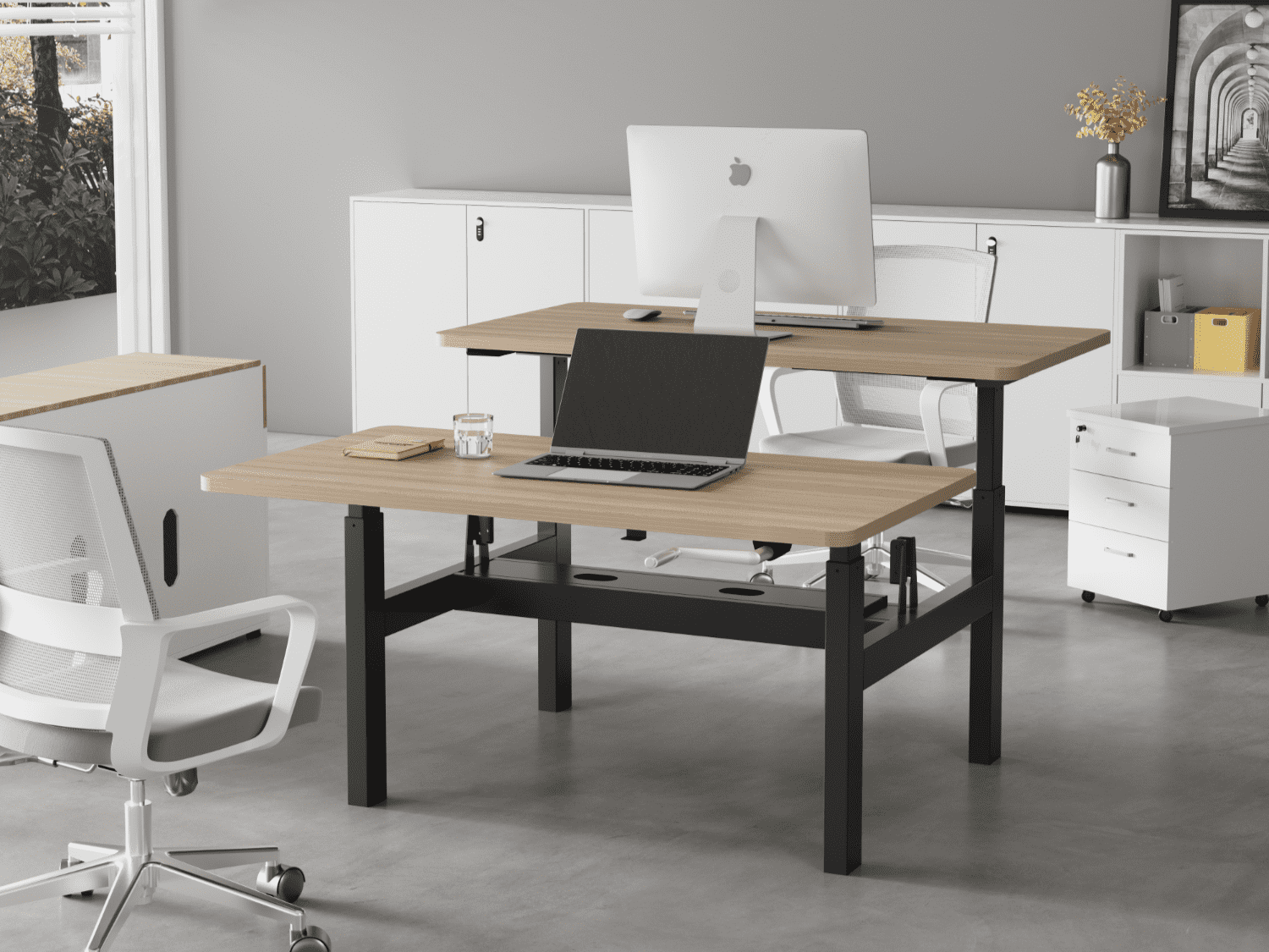 Hand-Crank Face-to-Face Workstation